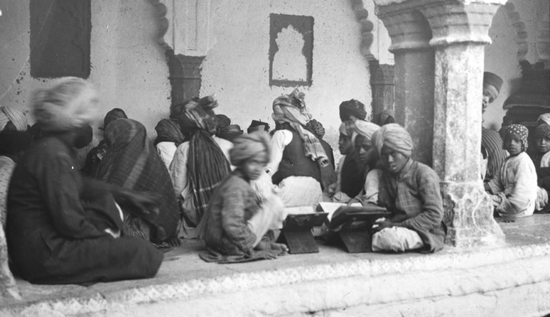 India - Kids reciting Koran