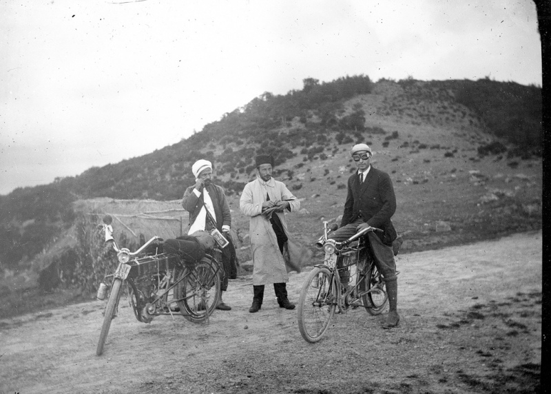Tunis-Algiers - Cholera Inspection