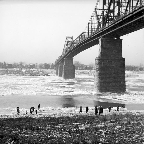 03-Don-Gillespie-9-neg-001