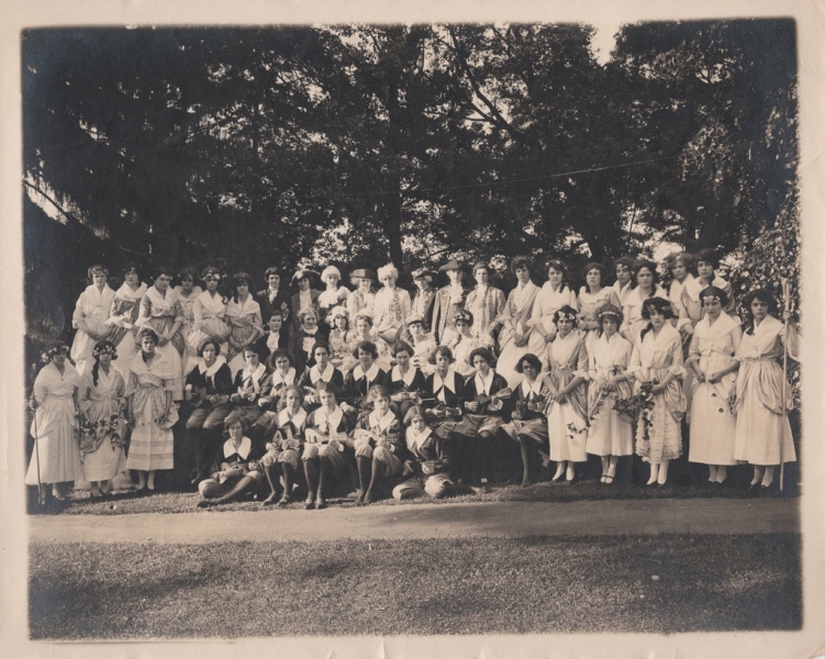 46-Nancy-School-Pic2